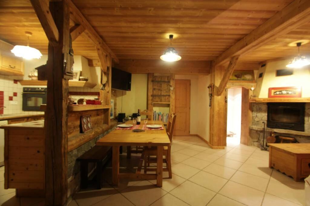 Appartement Cozy Dans Chalet 6 Pers Voiture 4 Roues Motrice A Dispo Ла-Клюсаз Экстерьер фото