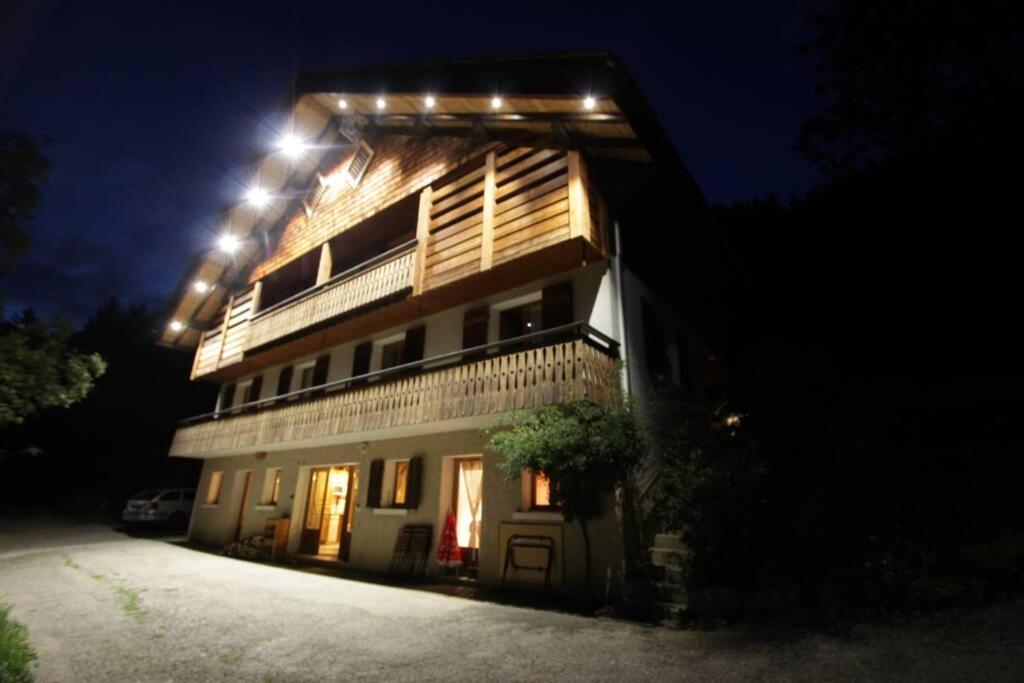 Appartement Cozy Dans Chalet 6 Pers Voiture 4 Roues Motrice A Dispo Ла-Клюсаз Экстерьер фото