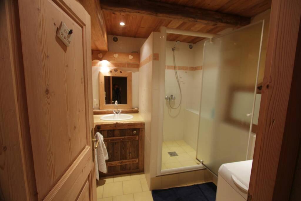 Appartement Cozy Dans Chalet 6 Pers Voiture 4 Roues Motrice A Dispo Ла-Клюсаз Экстерьер фото